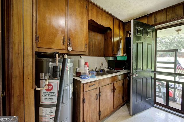 105 Meadow Lane SW, Cartersville, GA 30120
