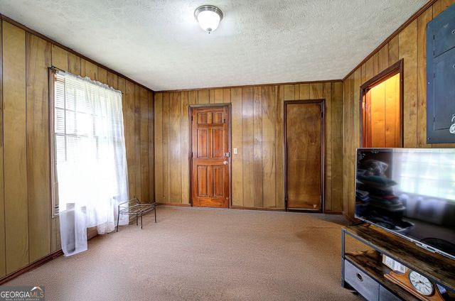 105 Meadow Lane SW, Cartersville, GA 30120