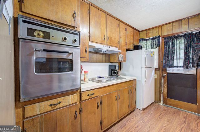 105 Meadow Lane SW, Cartersville, GA 30120