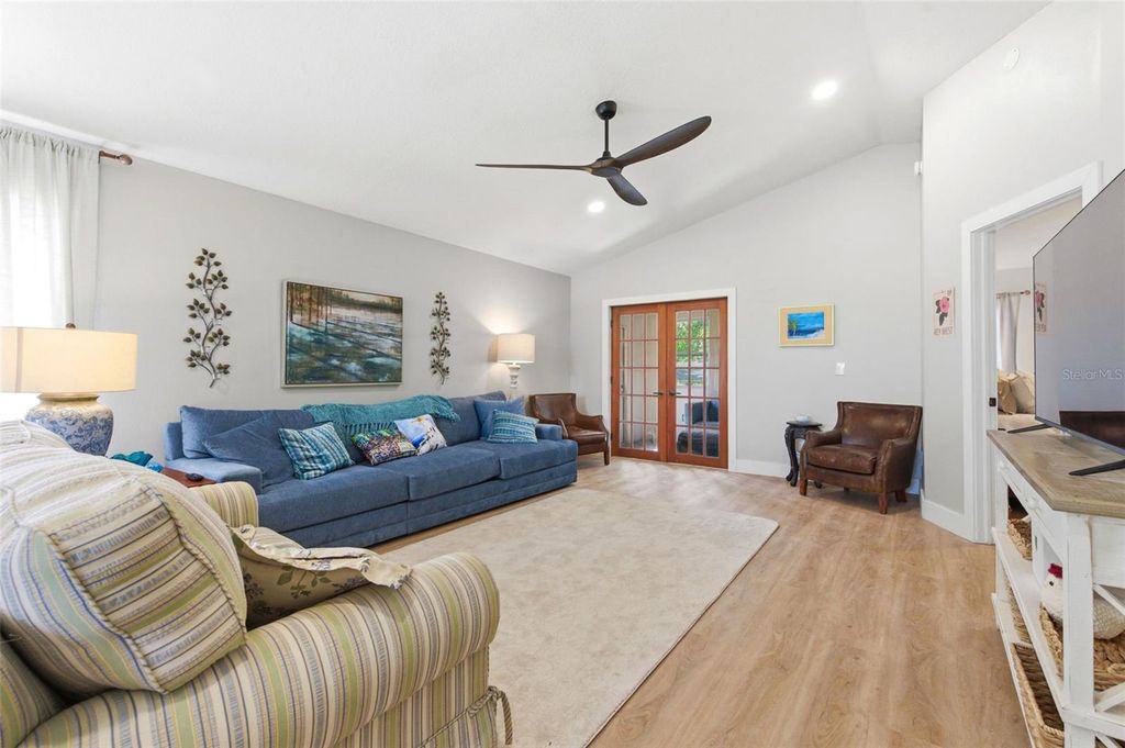 Image 16 of property listing at 5514 KENTUCKY AVENUE, New Port Richey, FL 34652