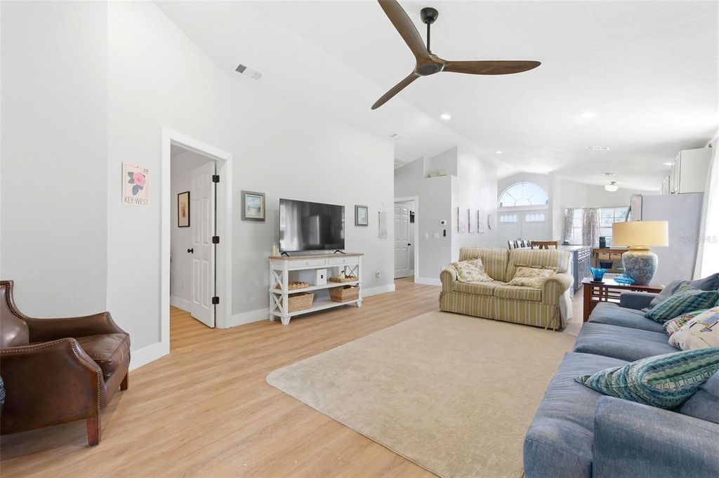 Image 18 of property listing at 5514 KENTUCKY AVENUE, New Port Richey, FL 34652