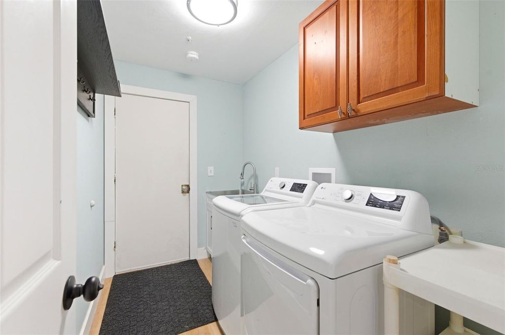 Image 22 of property listing at 5514 KENTUCKY AVENUE, New Port Richey, FL 34652