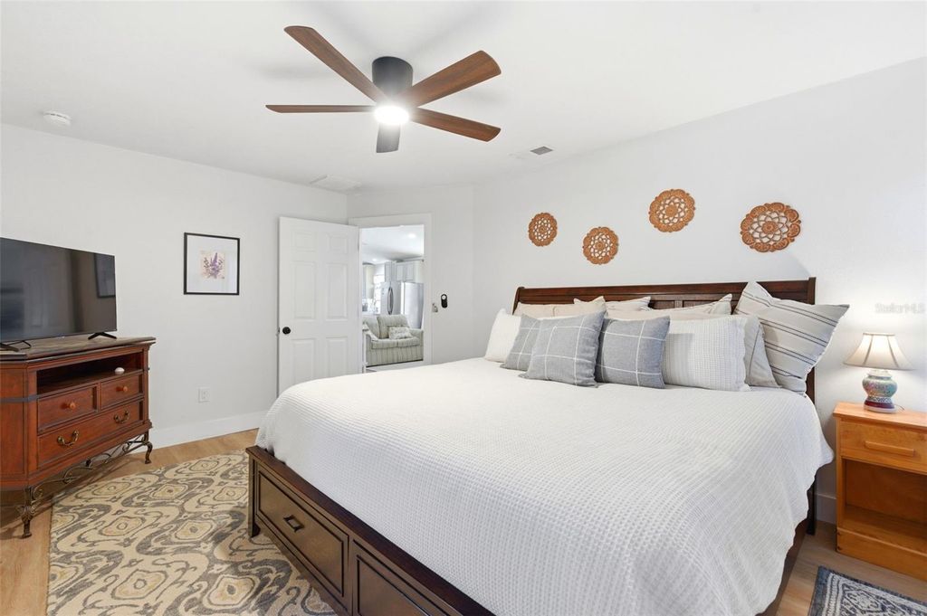 Image 34 of property listing at 5514 KENTUCKY AVENUE, New Port Richey, FL 34652