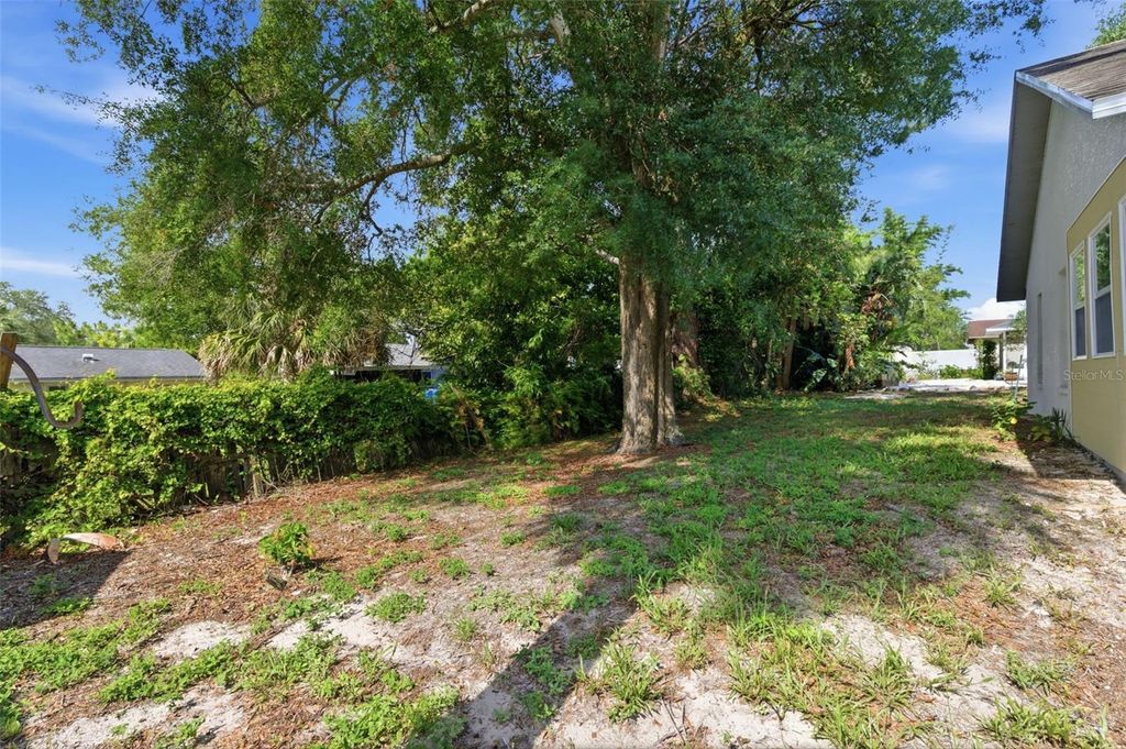 Image 38 of property listing at 5514 KENTUCKY AVENUE, New Port Richey, FL 34652