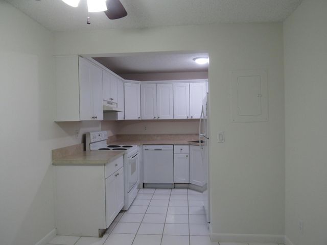2110 SE Edler Drive, Stuart, FL 34994