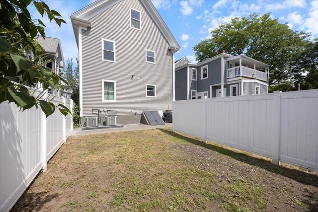46 Addison St 2, Chelsea, MA 02150