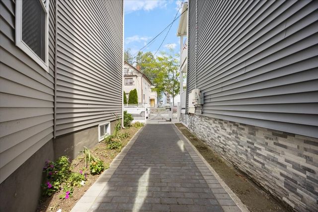 46 Addison St 2, Chelsea, MA 02150