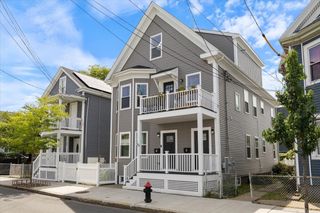 46 Addison St 2, Chelsea, MA 02150