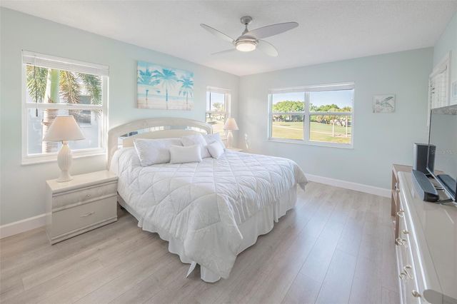 425 CERROMAR TERRACE 459, Venice, FL 34293