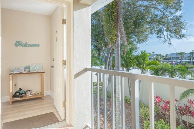 425 CERROMAR TERRACE 459, Venice, FL 34293