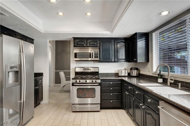 3589 Calmosa Street, Las Vegas, NV 89103