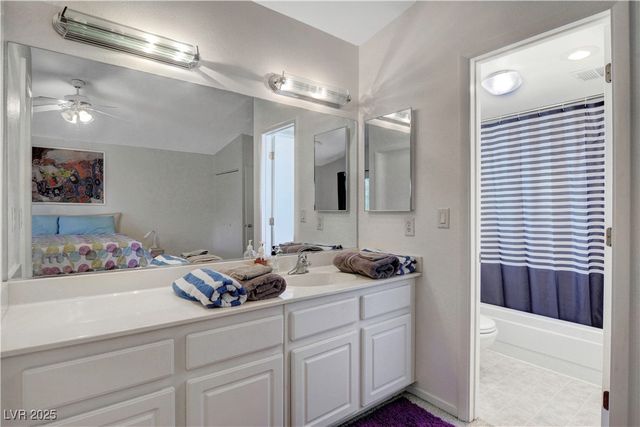 3589 Calmosa Street, Las Vegas, NV 89103