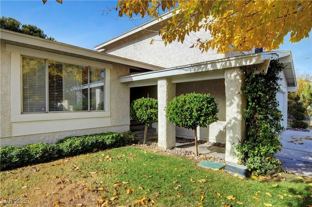 3589 Calmosa Street, Las Vegas, NV 89103