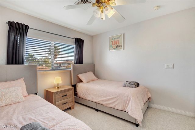 3589 Calmosa Street, Las Vegas, NV 89103