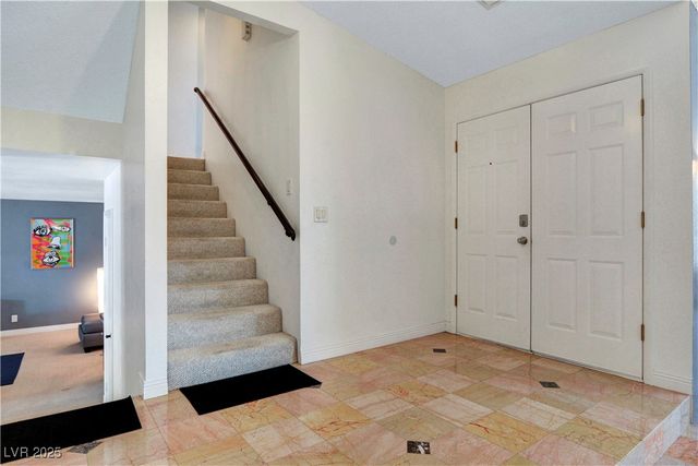 3589 Calmosa Street, Las Vegas, NV 89103