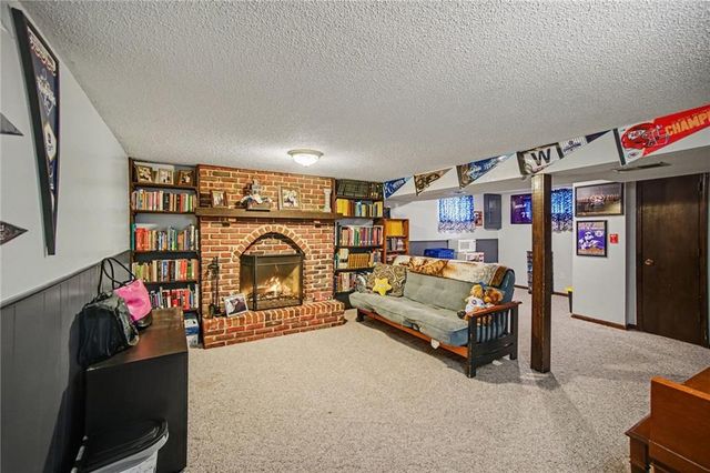 120 Baker Street, Buckner, MO 64016