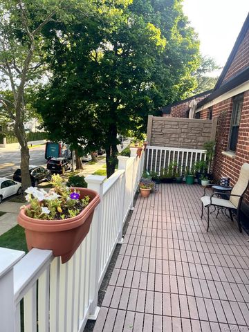 196-69 73 Avenue 2, Fresh Meadows, NY 11366