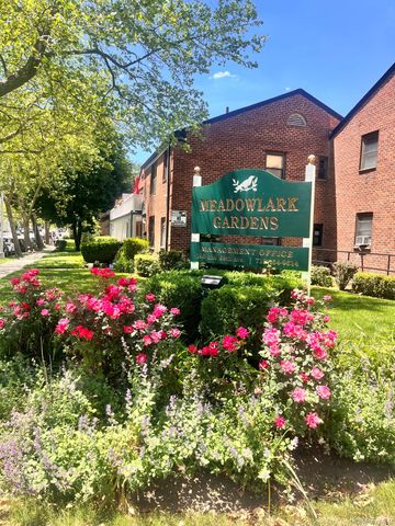 196-69 73 Avenue 2, Fresh Meadows, NY 11366