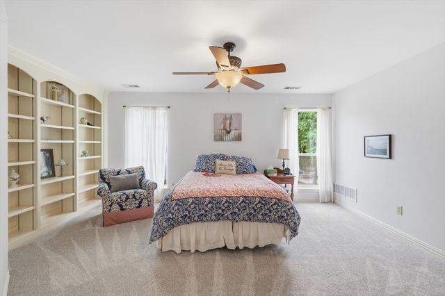 919 Kingwood Circle, Highland Village, TX 75077