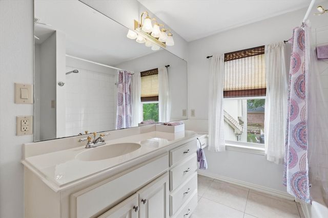 919 Kingwood Circle, Highland Village, TX 75077