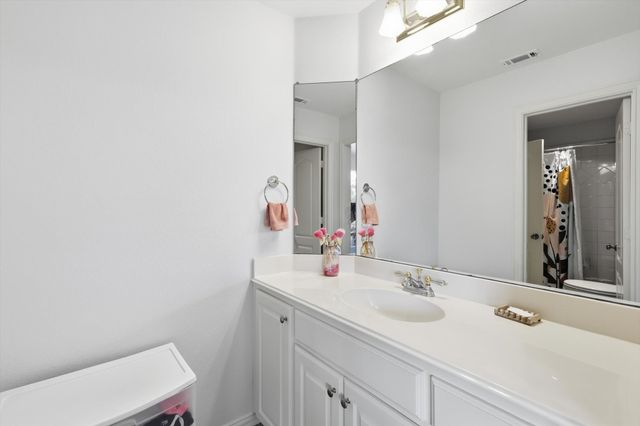 919 Kingwood Circle, Highland Village, TX 75077