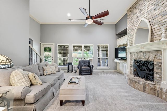 919 Kingwood Circle, Highland Village, TX 75077