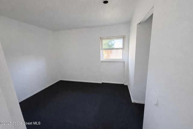 926 Chace Lane NE, Palm Bay, FL 32905