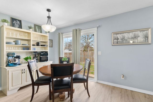 4037 W Gardenia Drive, Battlefield, MO 65619