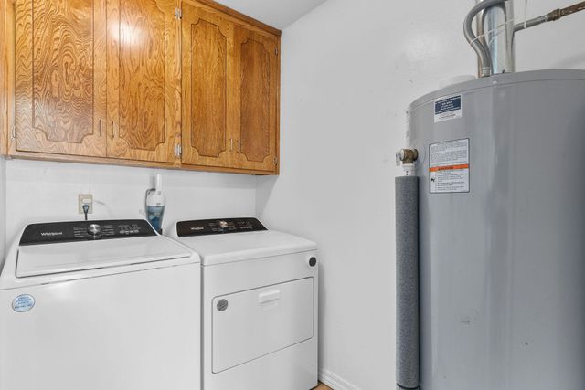 4037 W Gardenia Drive, Battlefield, MO 65619