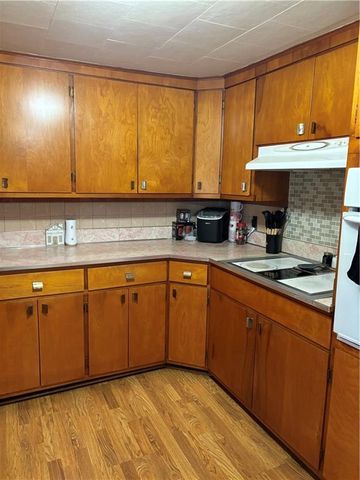 303 N Cayuga Street, Frontenac, KS 66763