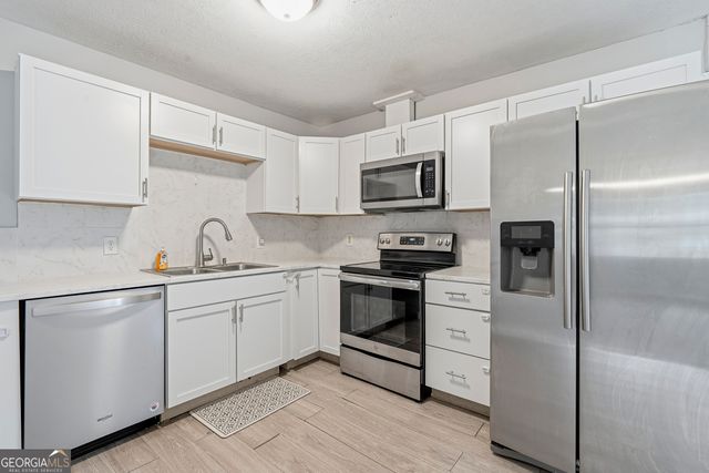 132 Allen Memorial Drive SW, Milledgeville, GA 31061