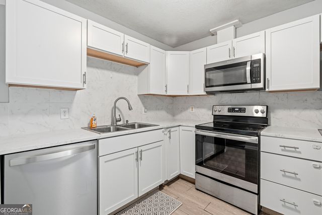 132 Allen Memorial Drive SW, Milledgeville, GA 31061