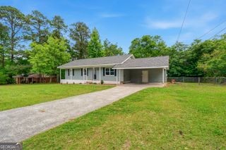 132 Allen Memorial Drive SW, Milledgeville, GA 31061