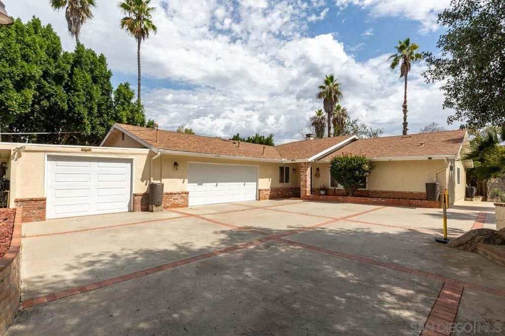 1339 Windsong Ln, Escondido, CA 92026