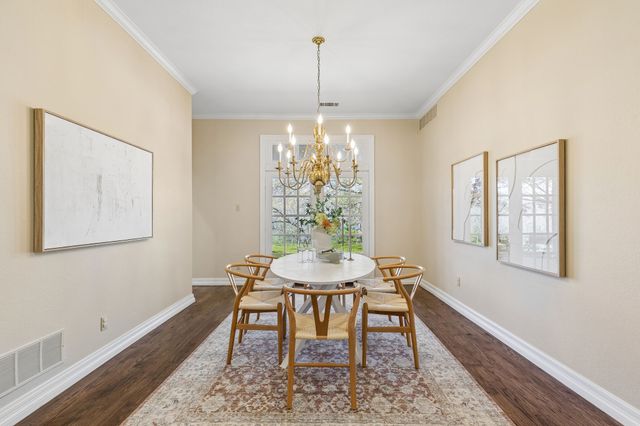 7207 Abrams Place Court, Dallas, TX 75231