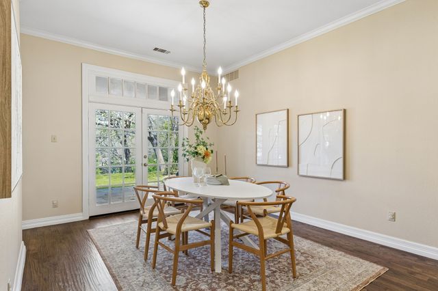 7207 Abrams Place Court, Dallas, TX 75231