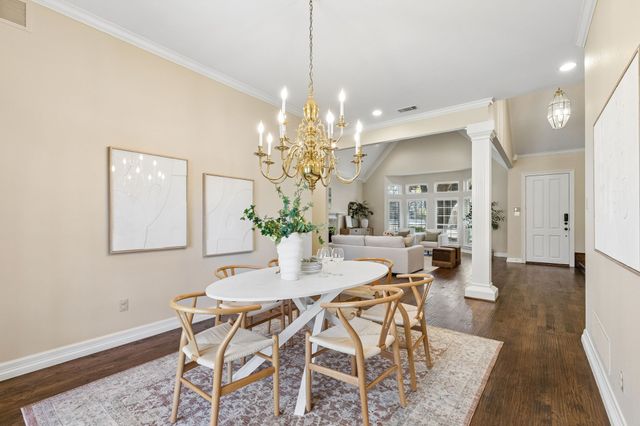 7207 Abrams Place Court, Dallas, TX 75231