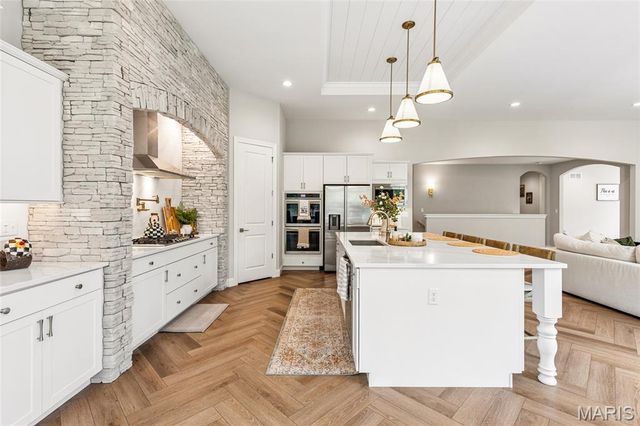 171 Wyndgate Valley Drive, Lake St Louis, MO 63367