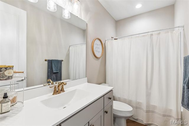 171 Wyndgate Valley Drive, Lake St Louis, MO 63367
