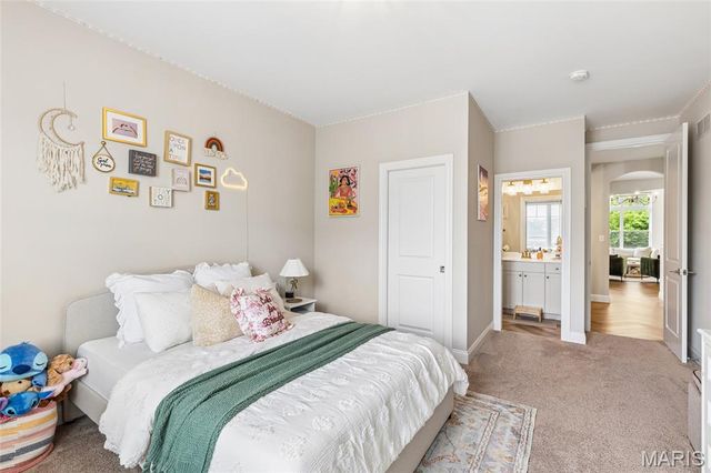 171 Wyndgate Valley Drive, Lake St Louis, MO 63367