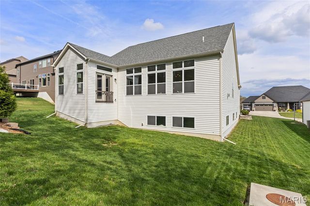 171 Wyndgate Valley Drive, Lake St Louis, MO 63367