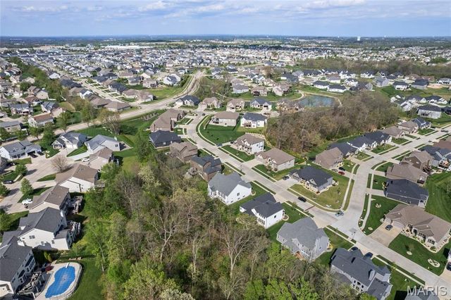171 Wyndgate Valley Drive, Lake St Louis, MO 63367