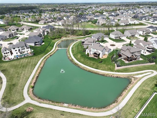 171 Wyndgate Valley Drive, Lake St Louis, MO 63367