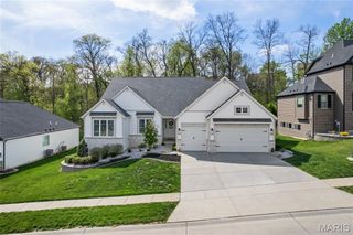 171 Wyndgate Valley Drive, Lake St Louis, MO 63367