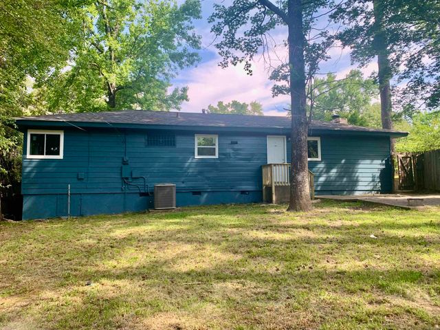 5 Roxbury Drive, Little Rock, AR 72209