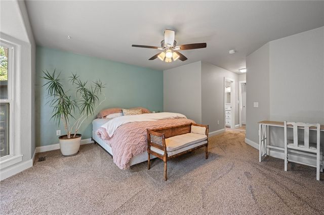 30 Duvall Lane, Bella Vista, AR 72715