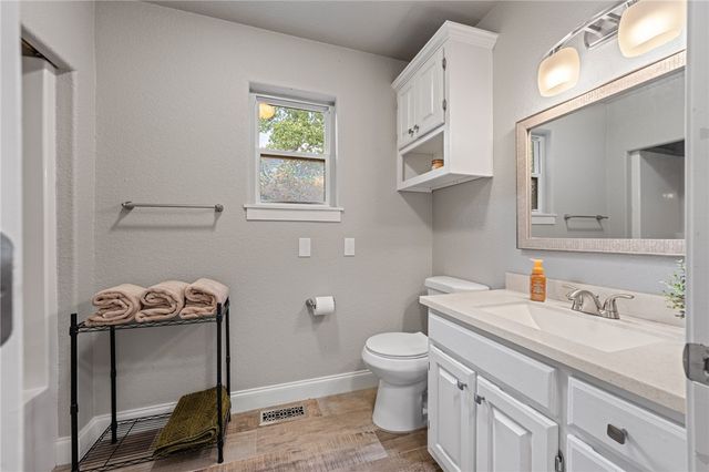 30 Duvall Lane, Bella Vista, AR 72715