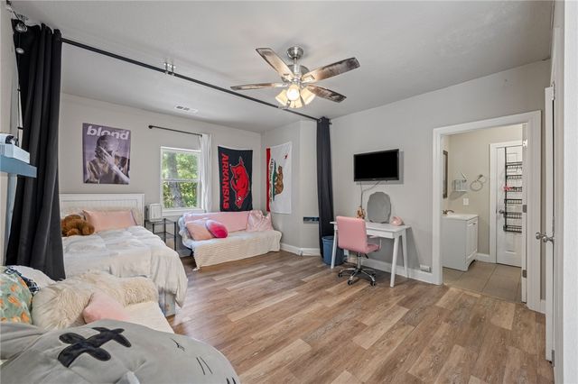30 Duvall Lane, Bella Vista, AR 72715