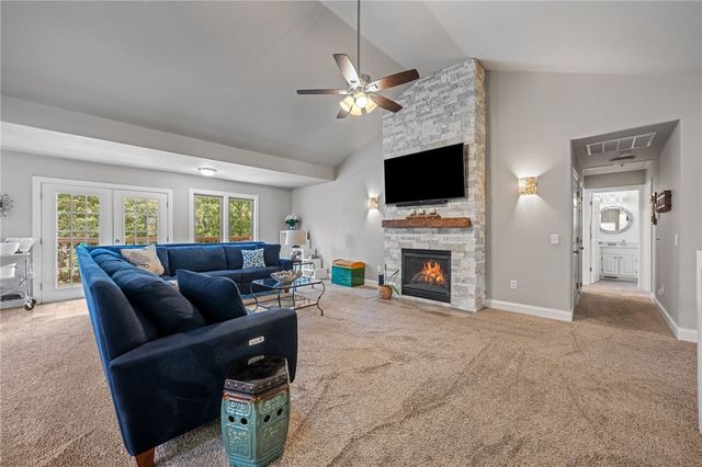 30 Duvall Lane, Bella Vista, AR 72715