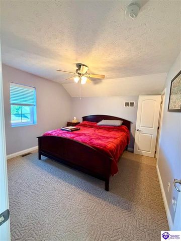2000 Pear Valley Drive, Elizabethtown, KY 42701